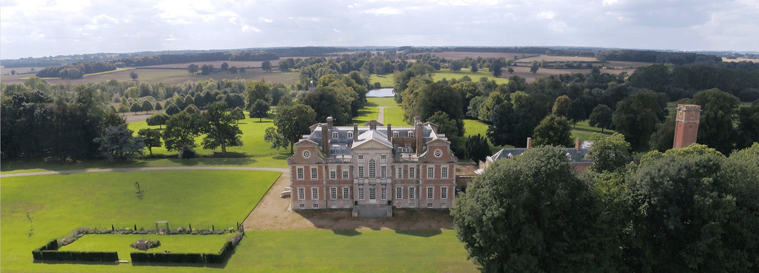 raynham hall wide screen